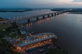 Хабаровский край, мост через реку Амур